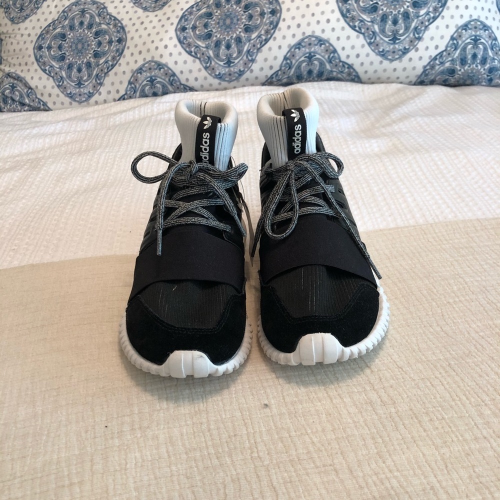Adidas sneakers! Brand new!